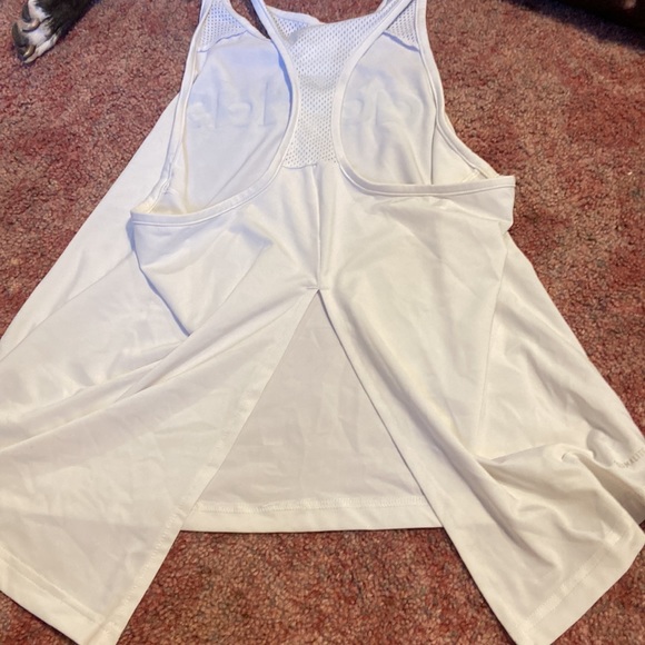 Adidas split back tank - Picture 2 of 2